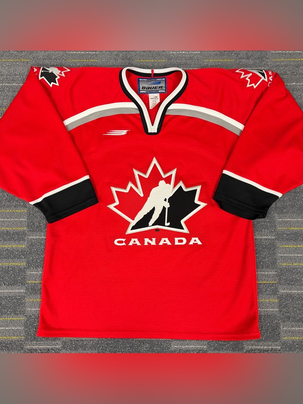 Vintage Bauer Team Canada Men’s Medium Ice Hockey Jersey 1998 Olympics Red IIHF